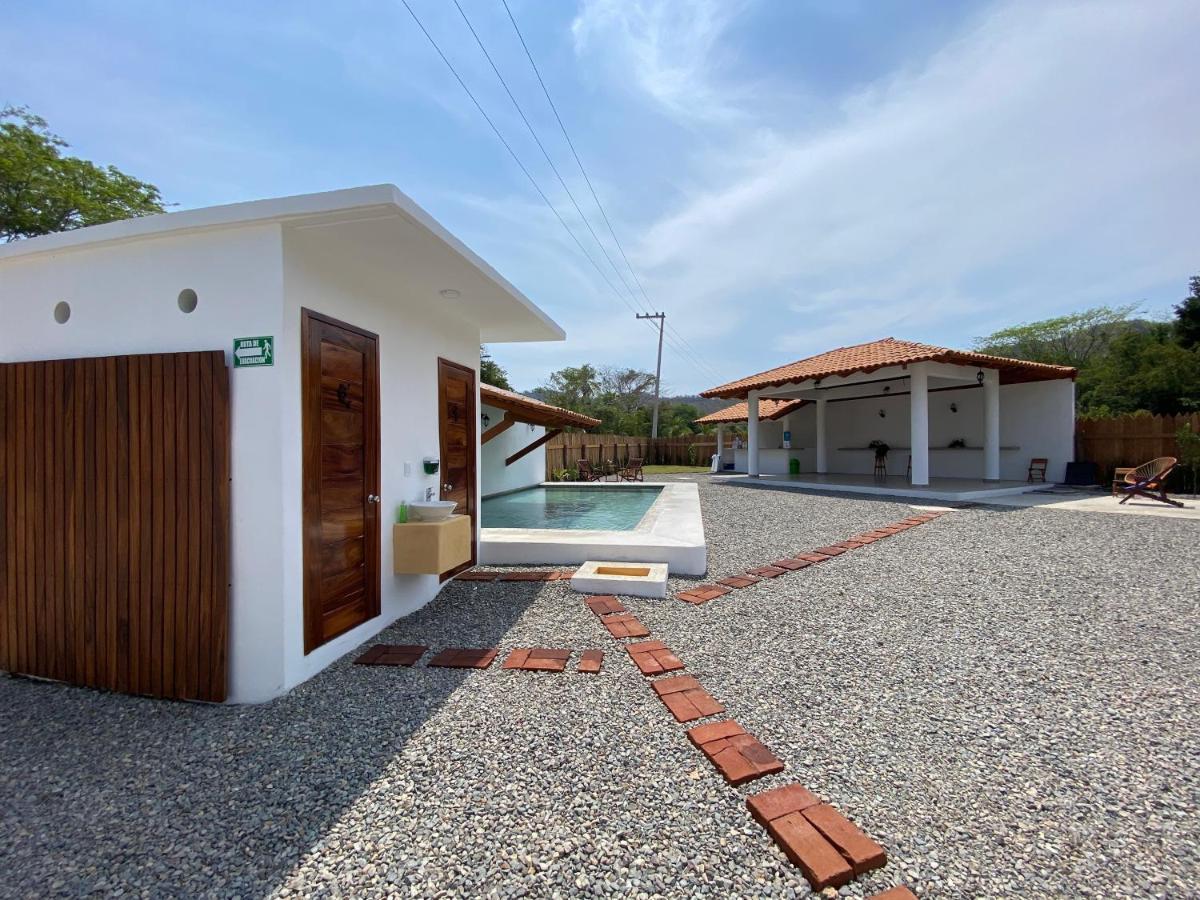Hotel Casa Victoria Zihuatanejo Exteriör bild